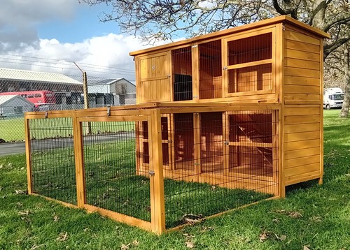 Extra large rabbit hutch - extra,