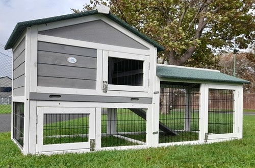 Large rabbit hutch - rabbit, guinea